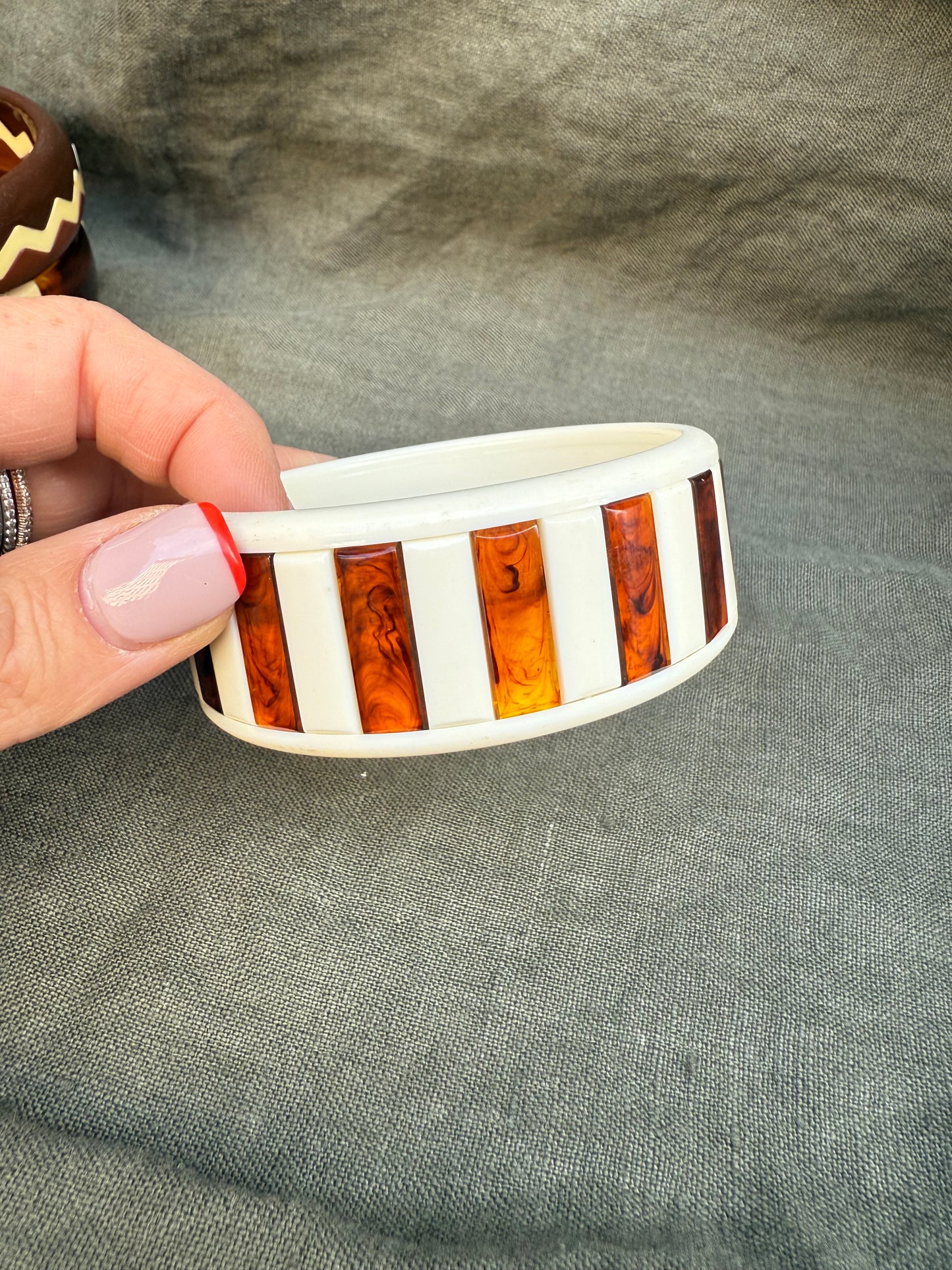 1960s Parisian Galalith Striped Inlaid Tortoise Bangle