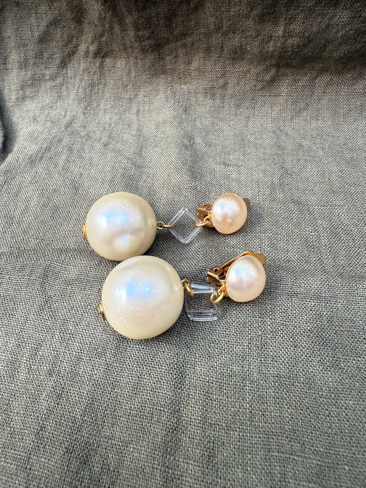 1980s Faux Pearl Clip-On Earrings