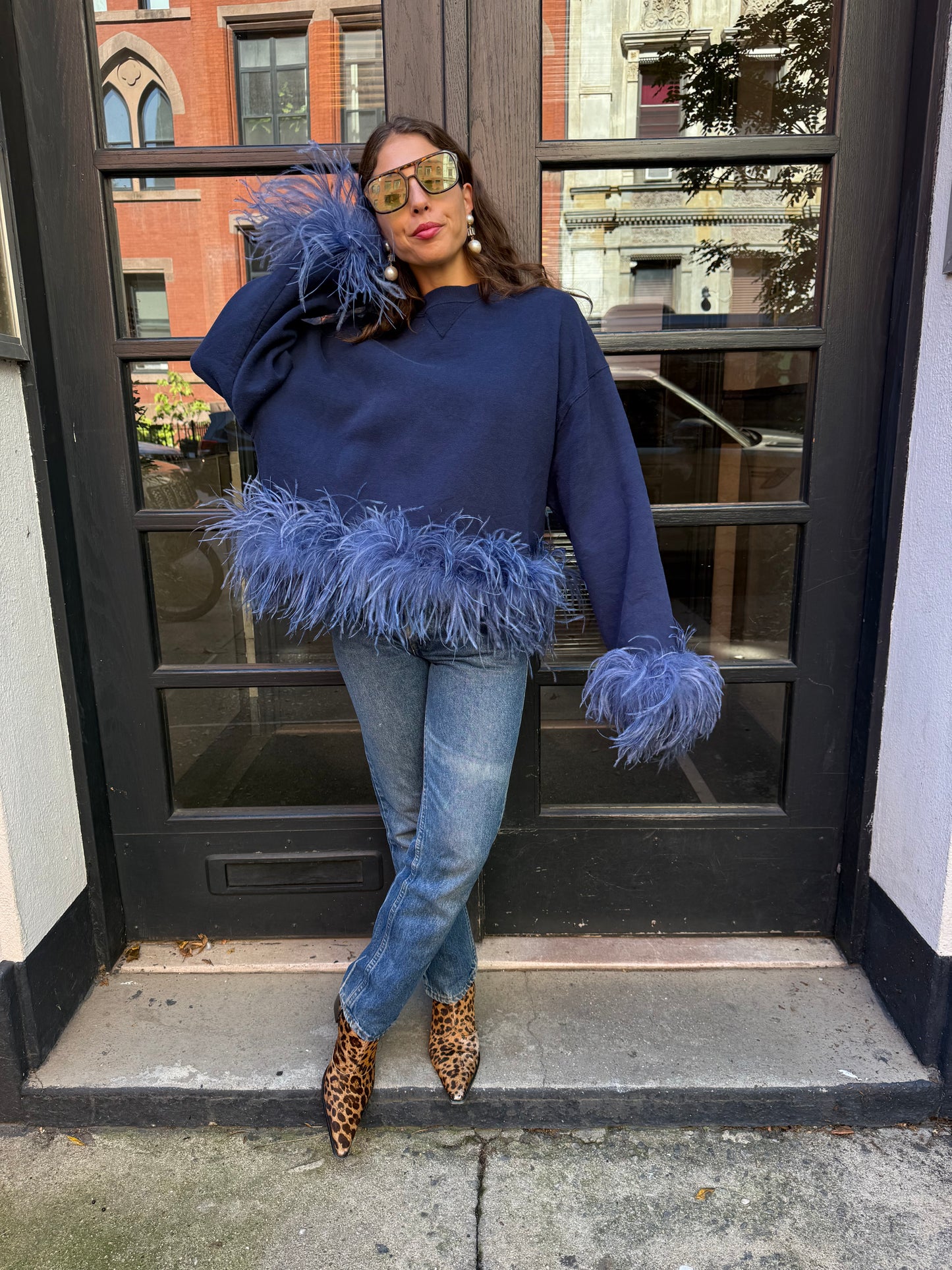 The Coco Feather Sweatshirt - Navy & Denim