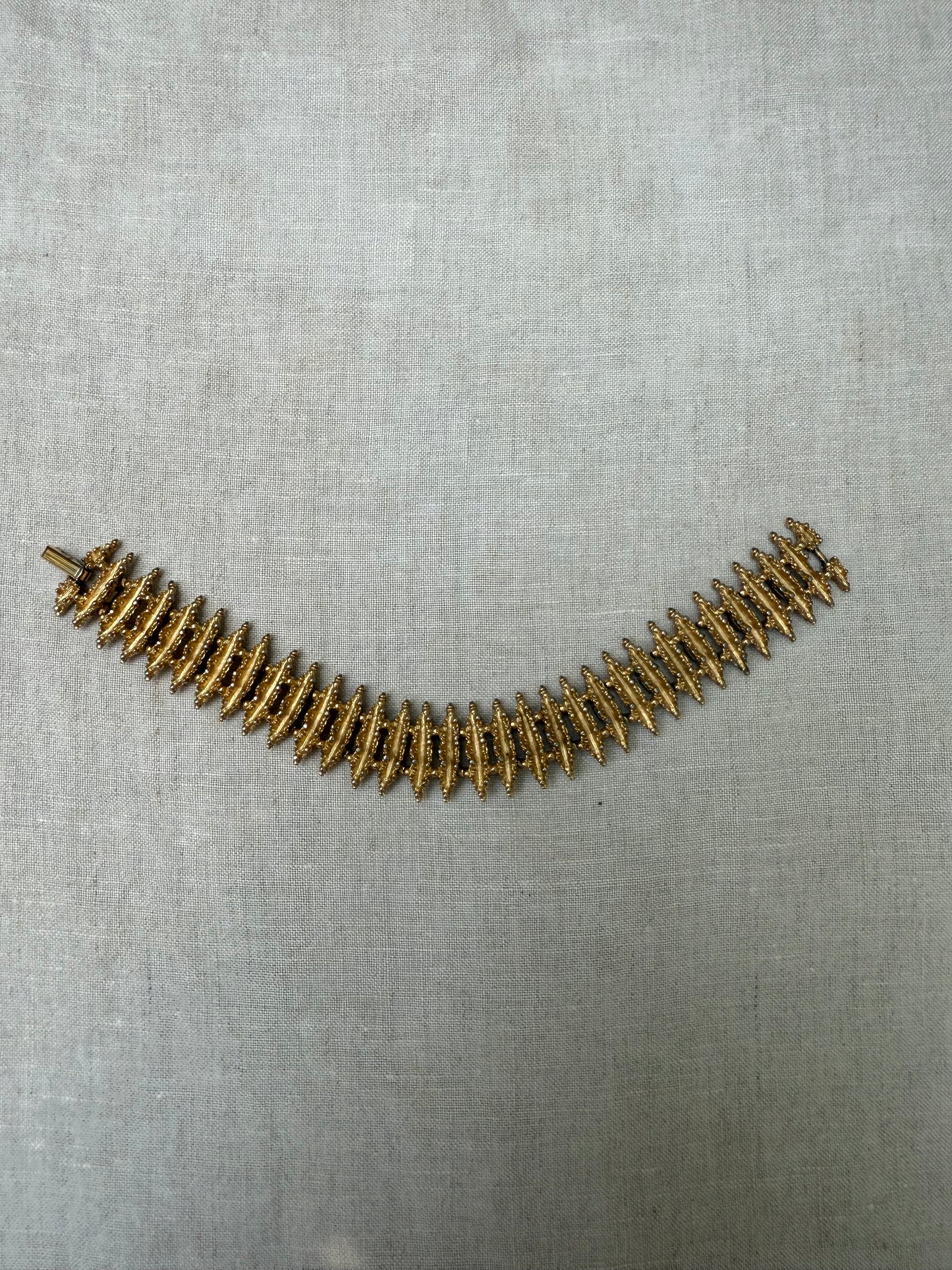 Vintage gold tone “brutalist”bracelet