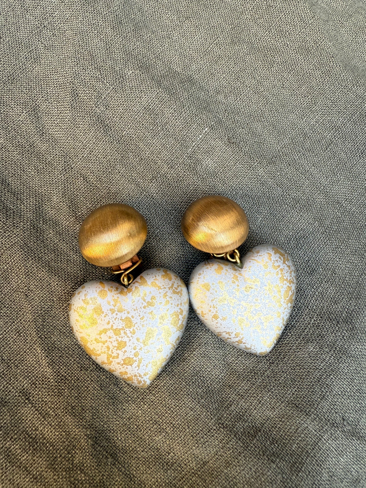 Vintage clip on Heart earrings matte Silver/gold