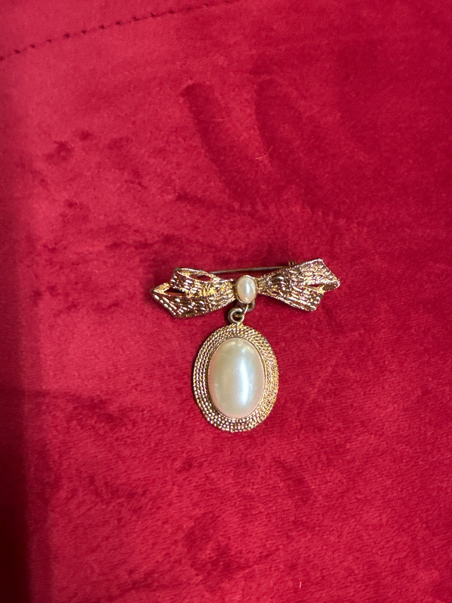 Bow Brooch with Pearl Dangle