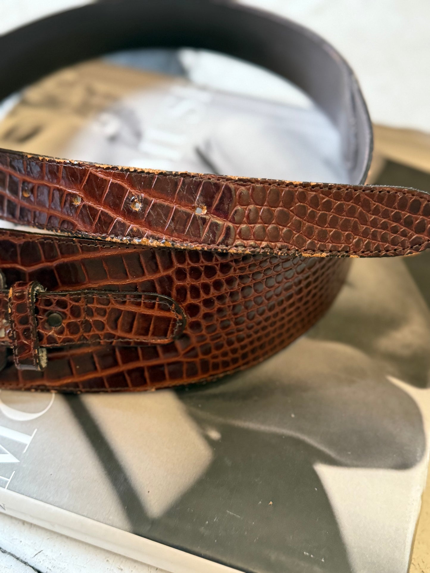 80s Brown Embossed Leather Belt, 27"-31"