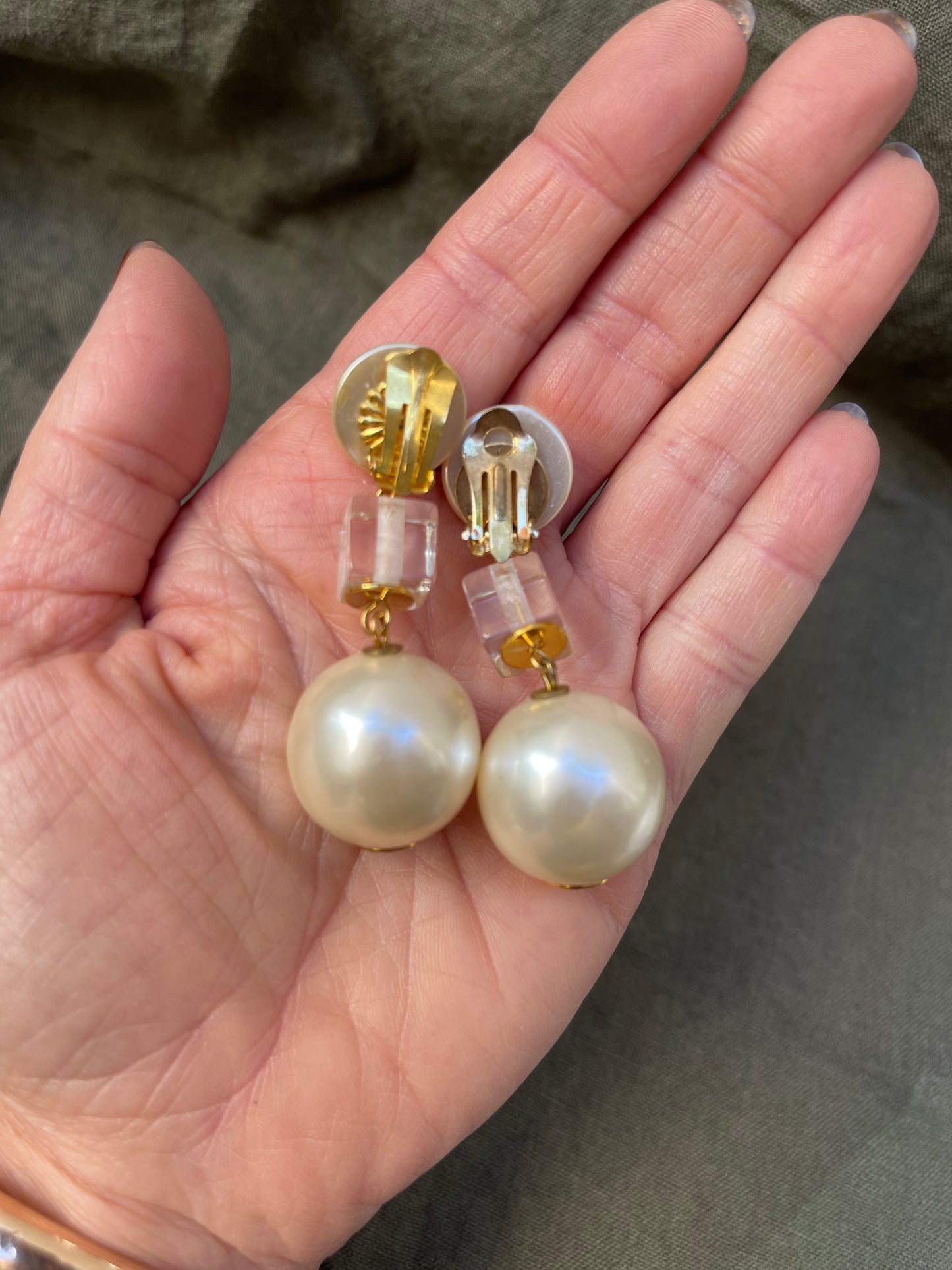 Vintage Faux Pearl and Lucite Drop earrings