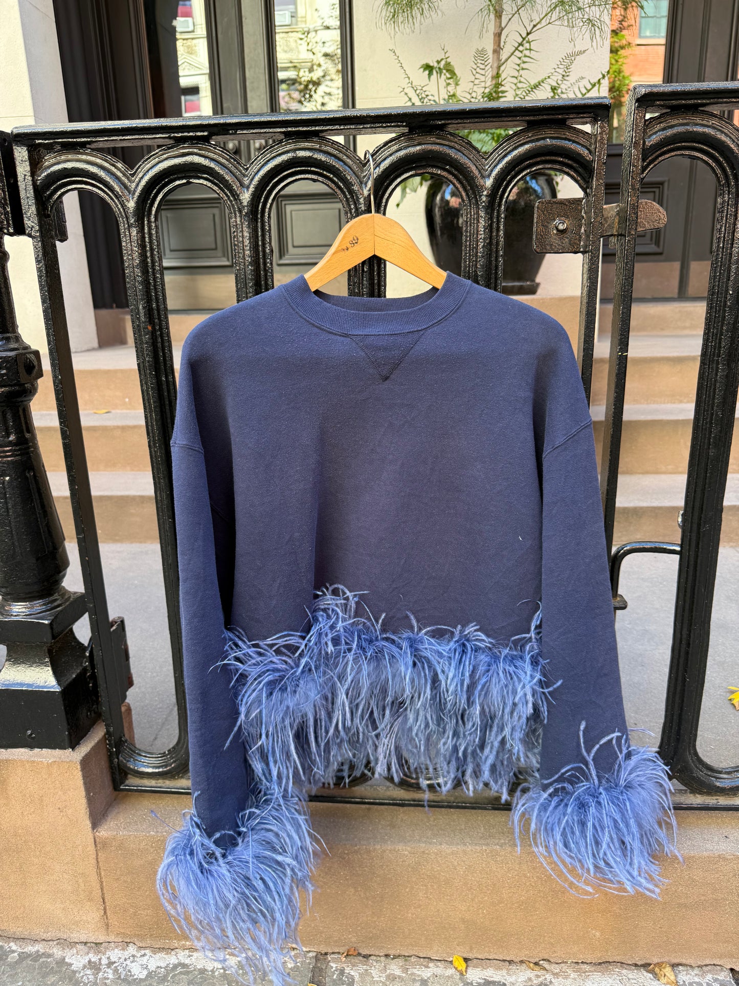 The Coco Feather Sweatshirt - Navy & Denim