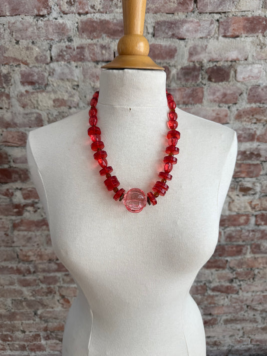 Vintage red resin beaded necklace