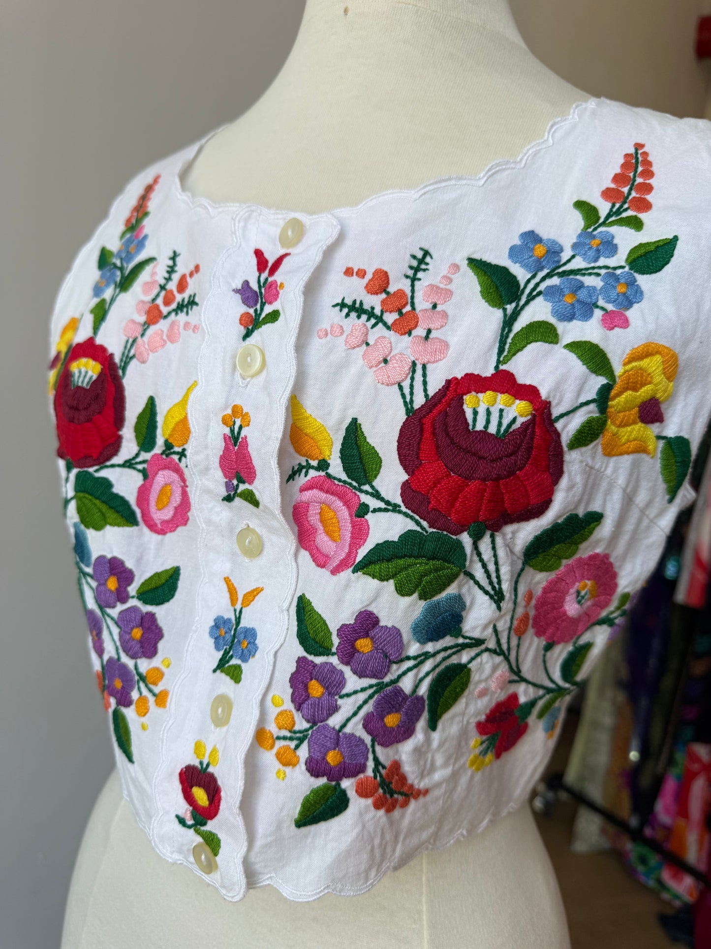Vintage Hungarian Kalocsa Hand Embroidered Floral Top