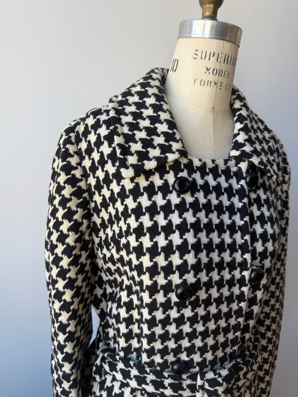 1960s  Houndstooth Wool Coat