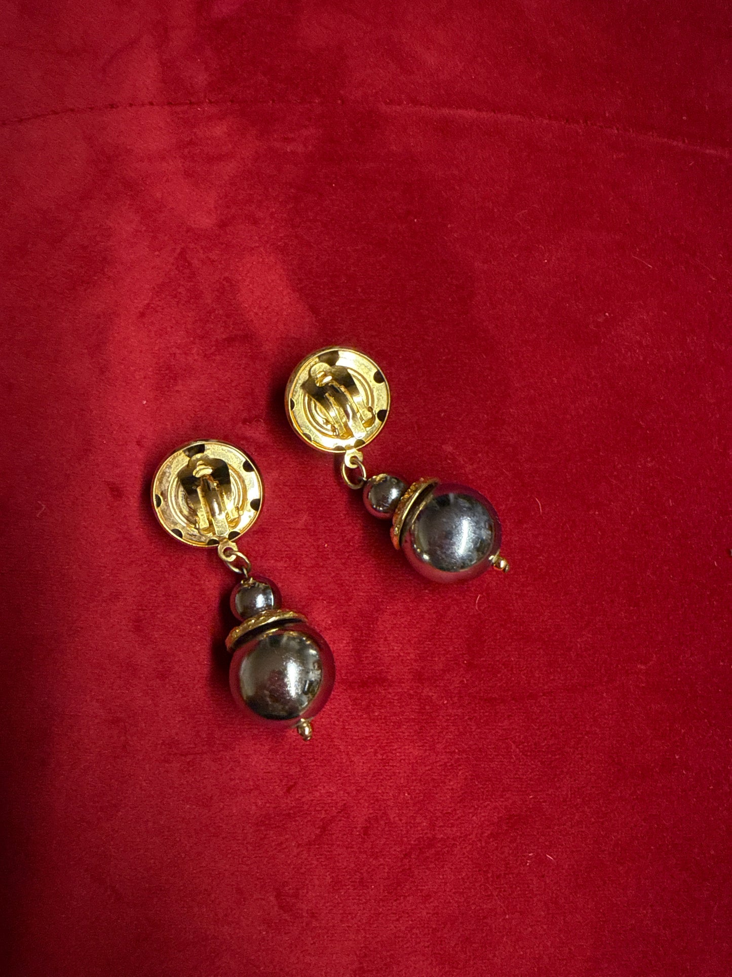 Vintage two tone ball earrings
