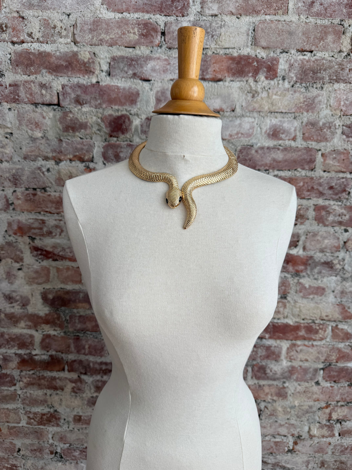 90s Vintage Gold-Toned Snake choker