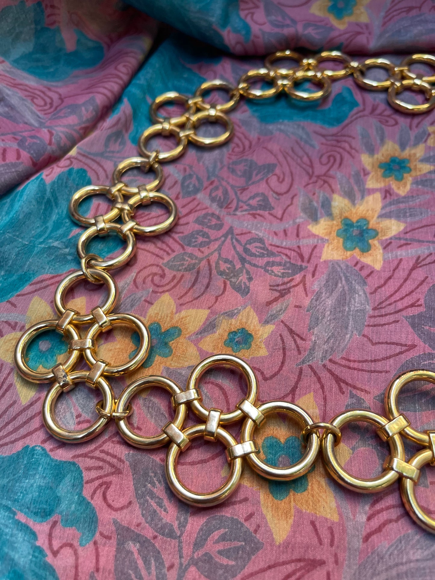 70s Parisian Gold Circular Chain Belt