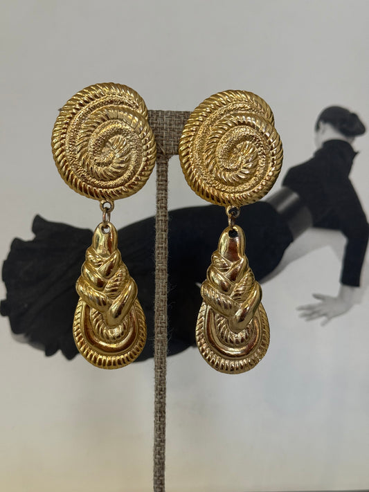 Vintage Gold-Toned Teardrop Earrings