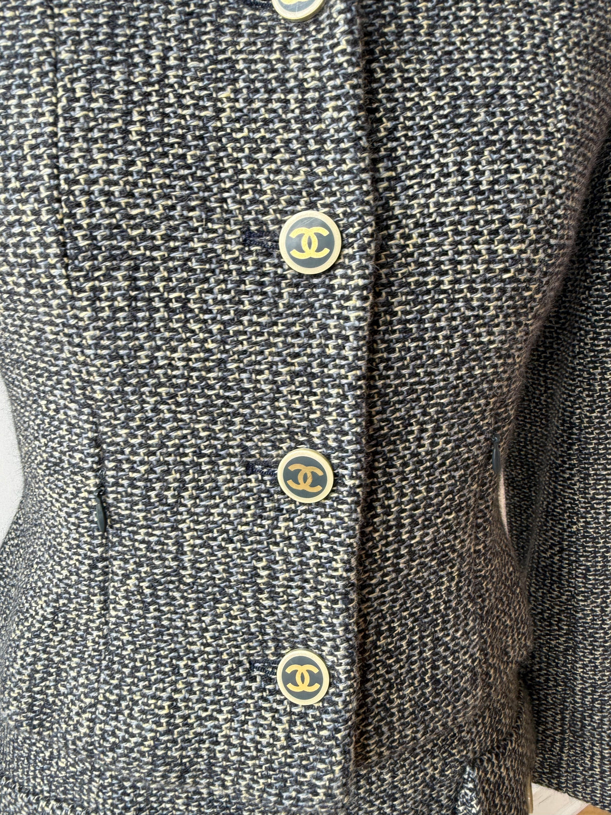 2001 Fall/Winter Chanel Tweed Suit
