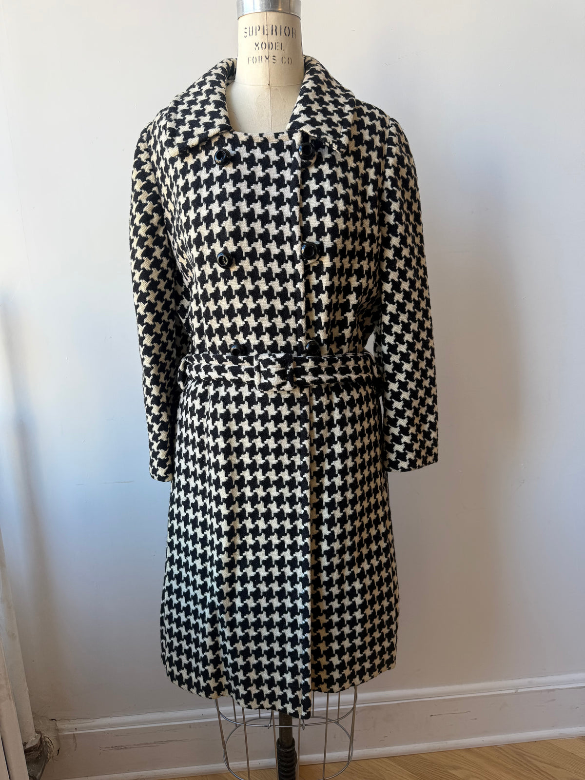 1960s  Houndstooth Wool Coat