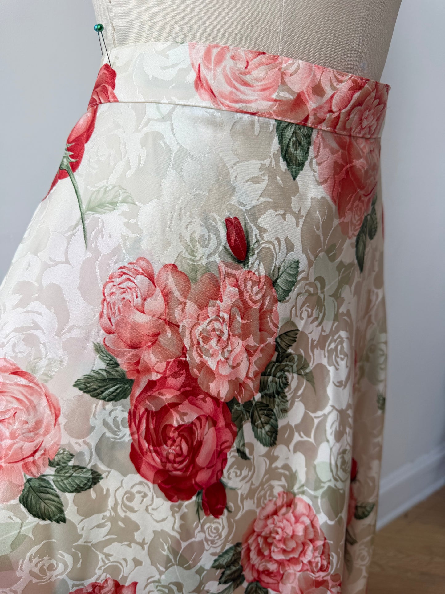 90s silk floral print midi skirt