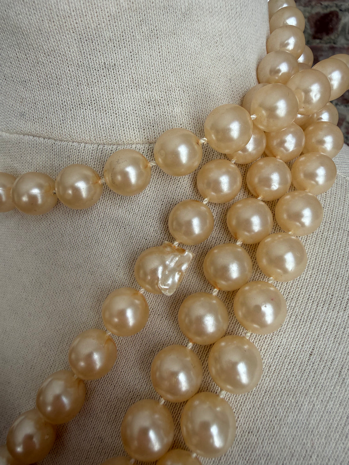 Vintage faux pearl infinity necklace
