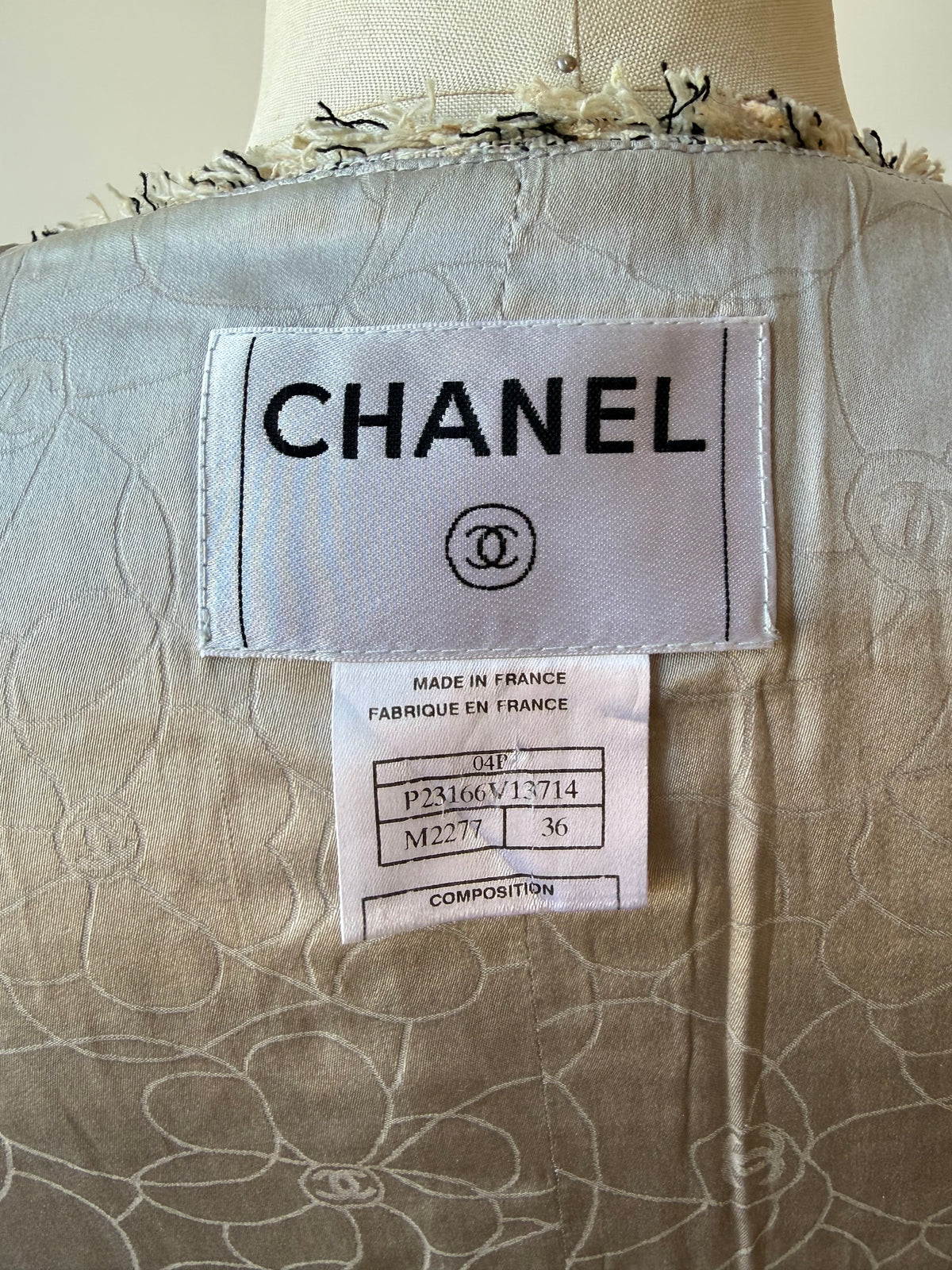 2004 Chanel Spring Cream Tweed Jacket