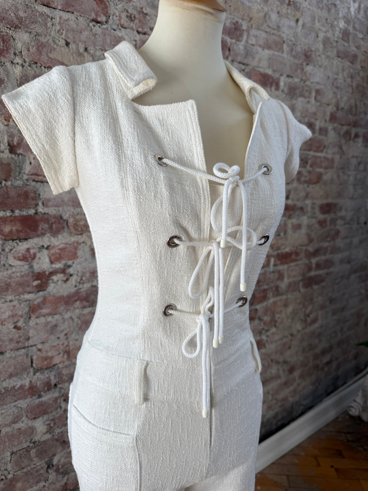 2007 Chanel Cruise Runway Collection White Lace Up Cotton Jumpsuit