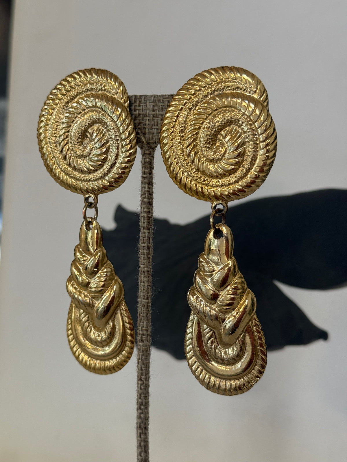 Vintage Gold-Toned Teardrop Earrings