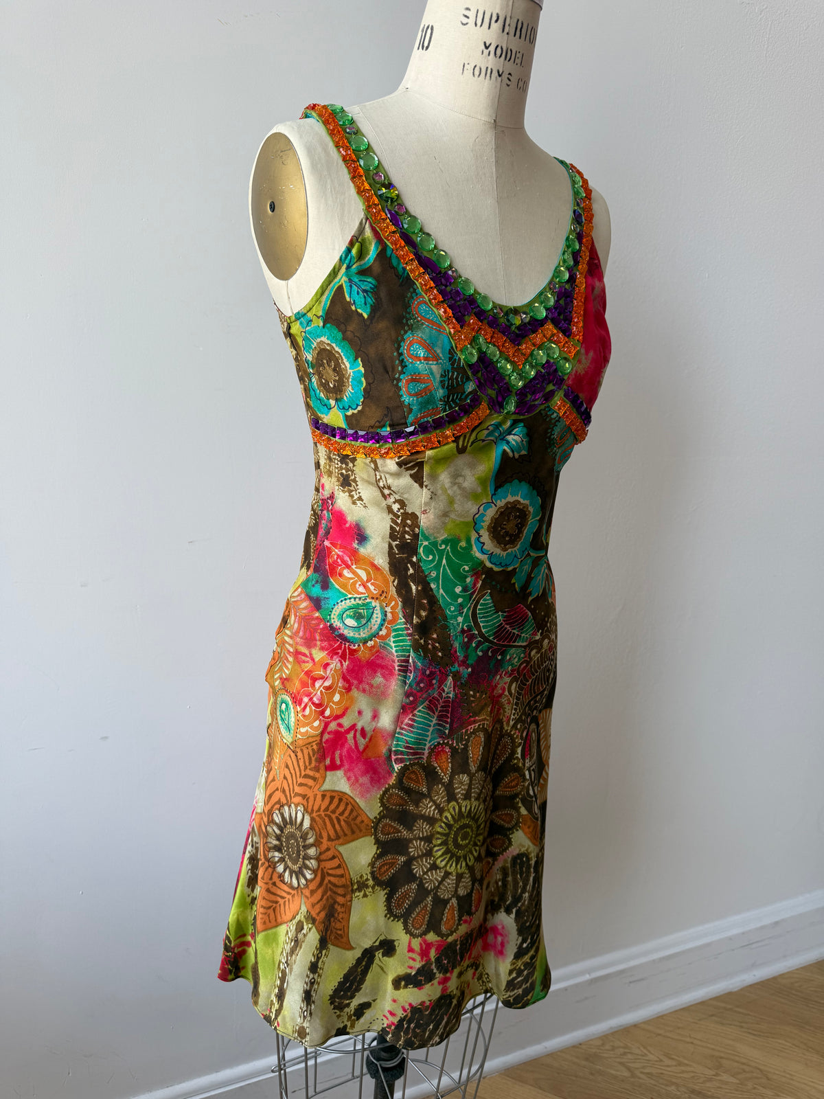 Y2K Etro Silk Floral Dress w Gemstone Neckline
