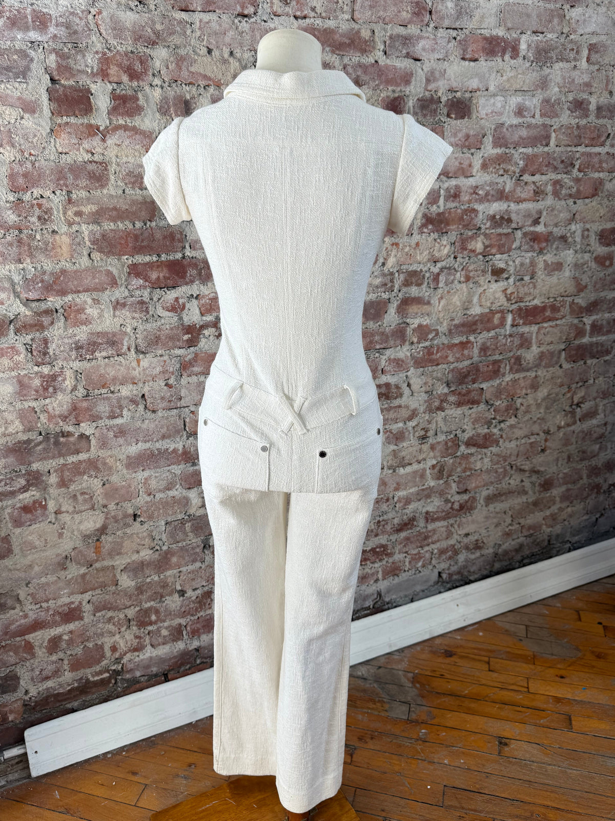 2007 Chanel Cruise Runway Collection White Lace Up Cotton Jumpsuit