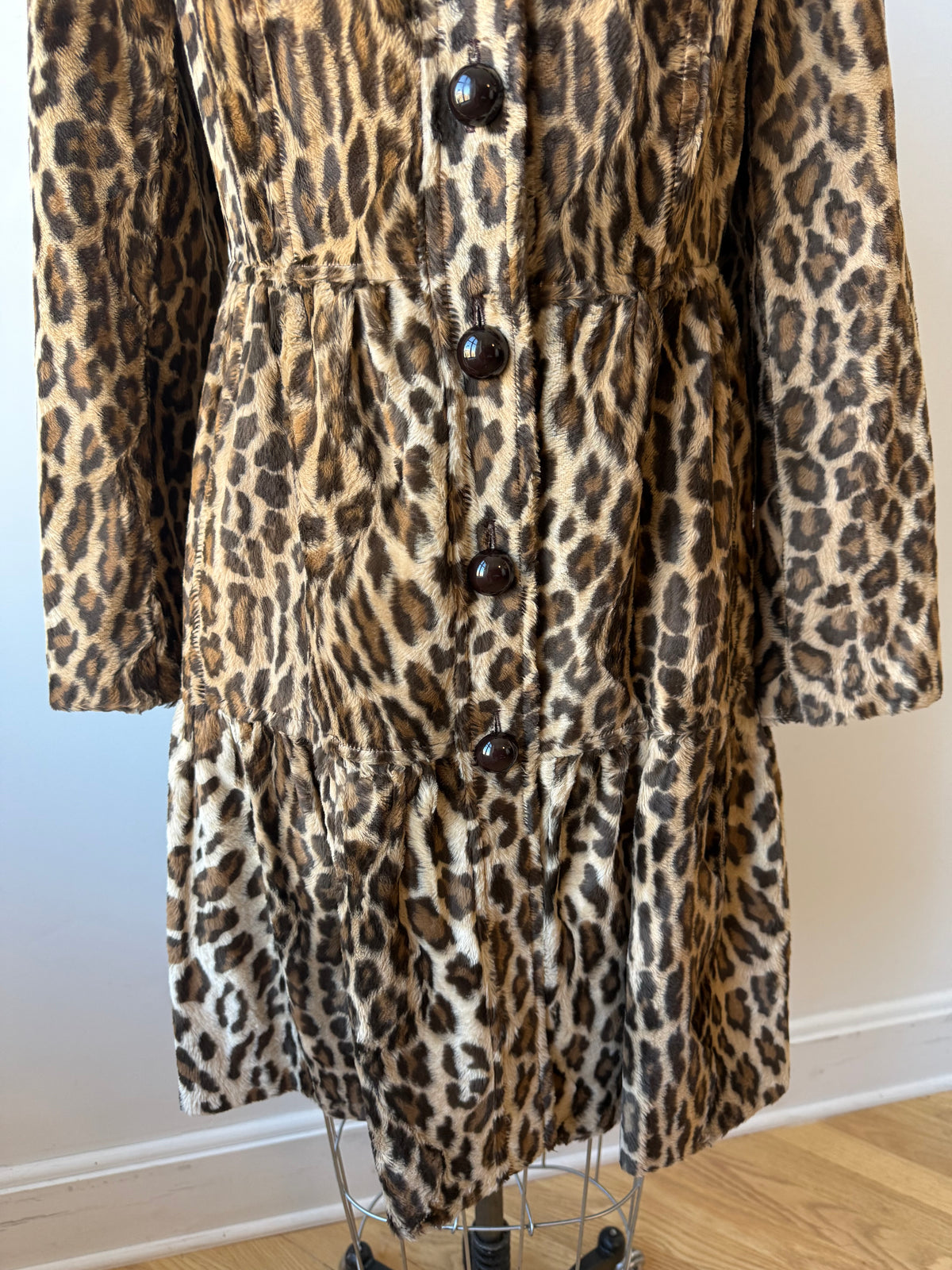 90s/ Y2K Leopard Faux Fur coat