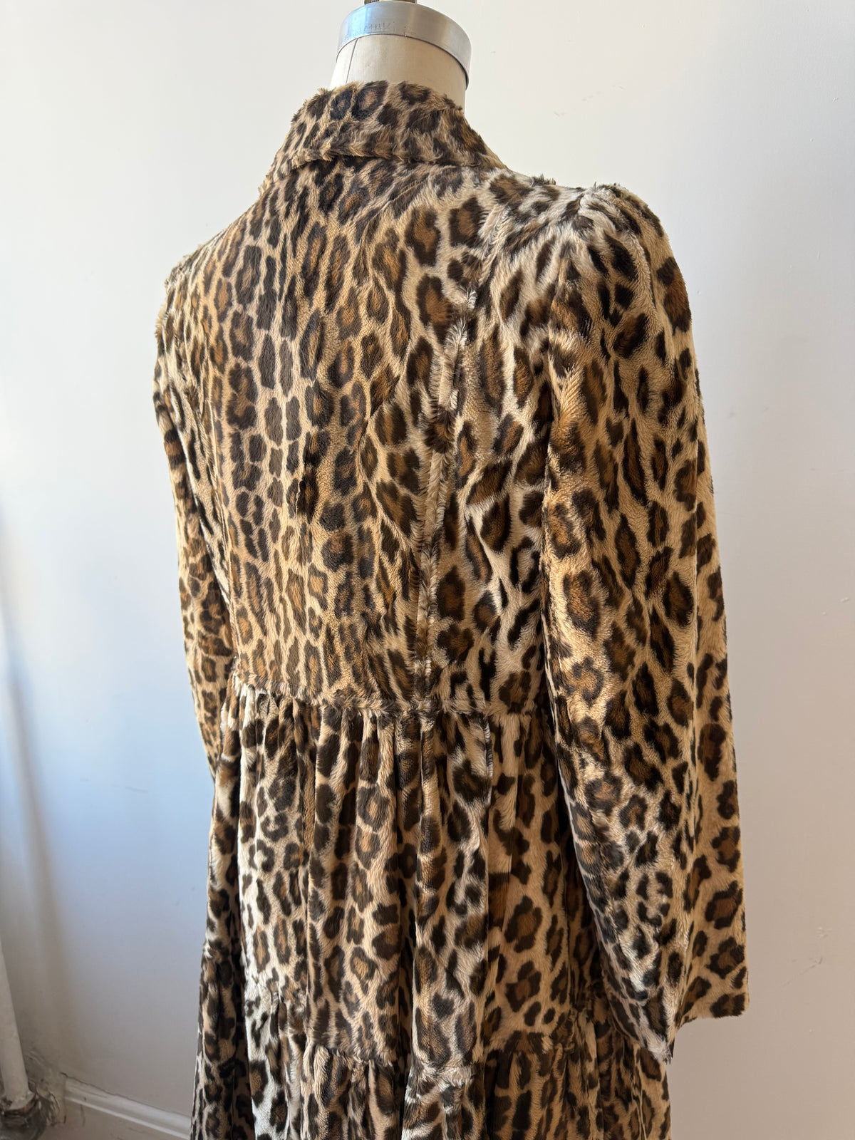 90s/ Y2K Leopard Faux Fur coat
