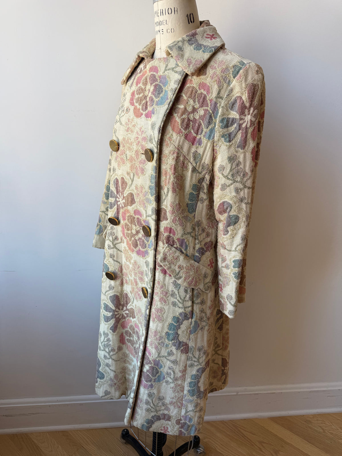 1960s Union Made Tapestry Style Brocade Coat