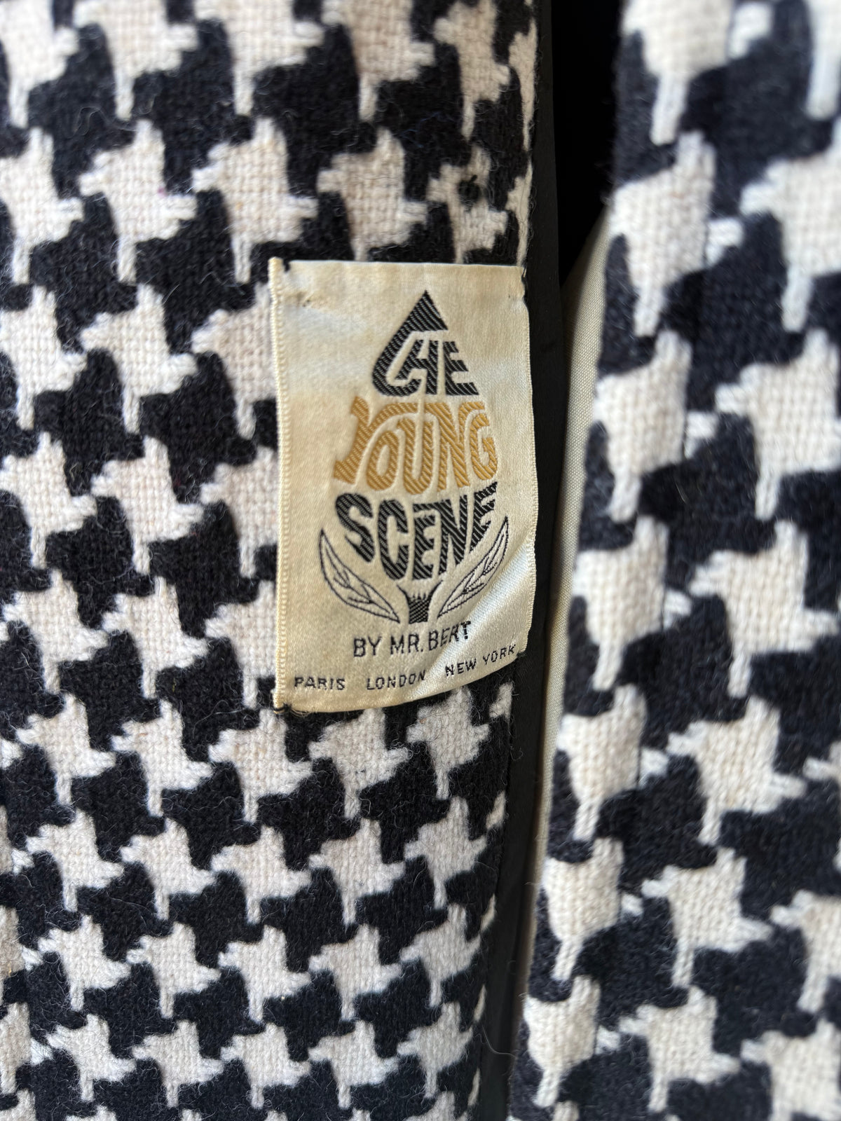 1960s  Houndstooth Wool Coat