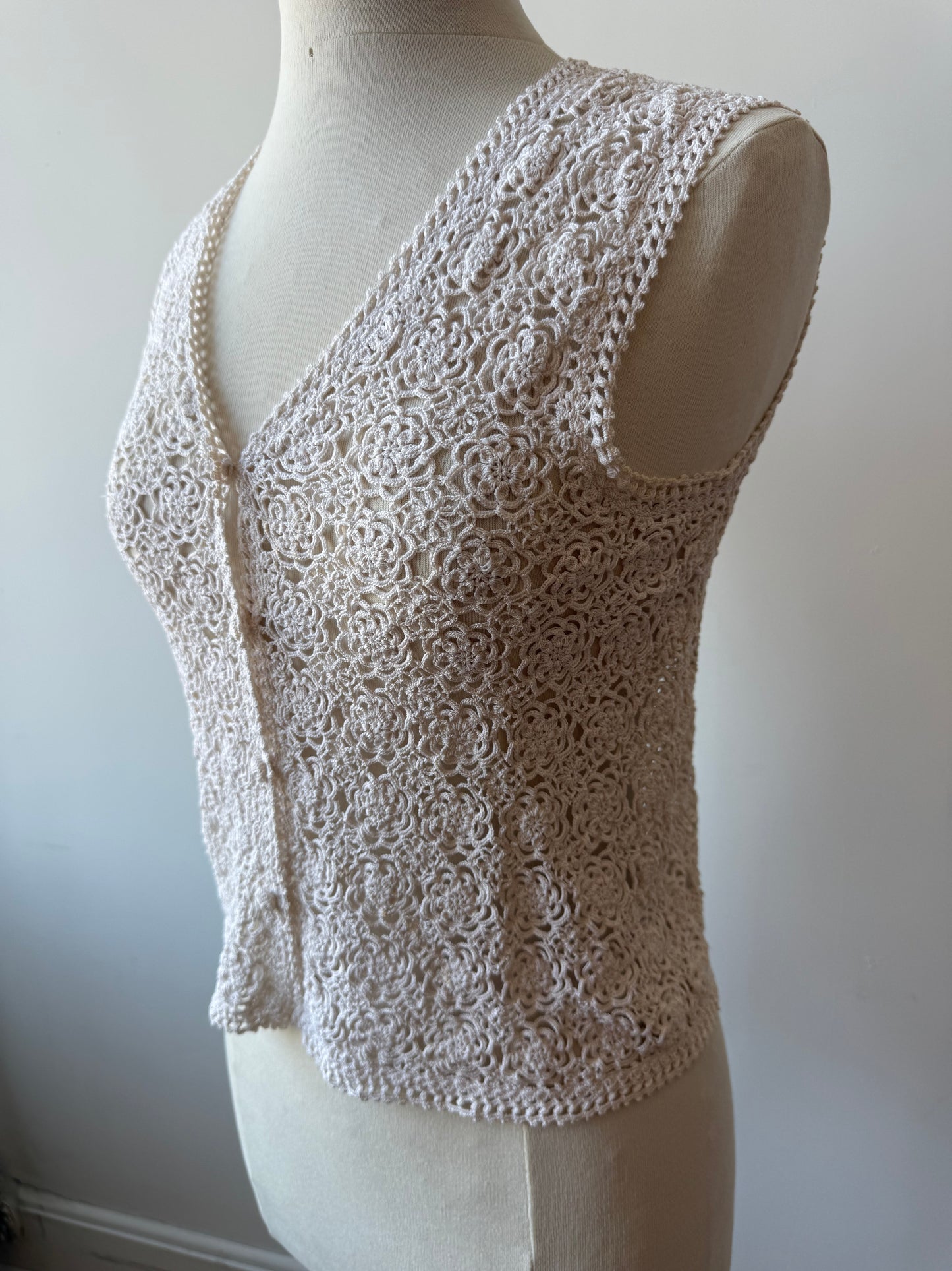 1980s Vintage Lim’s Crochet Vest