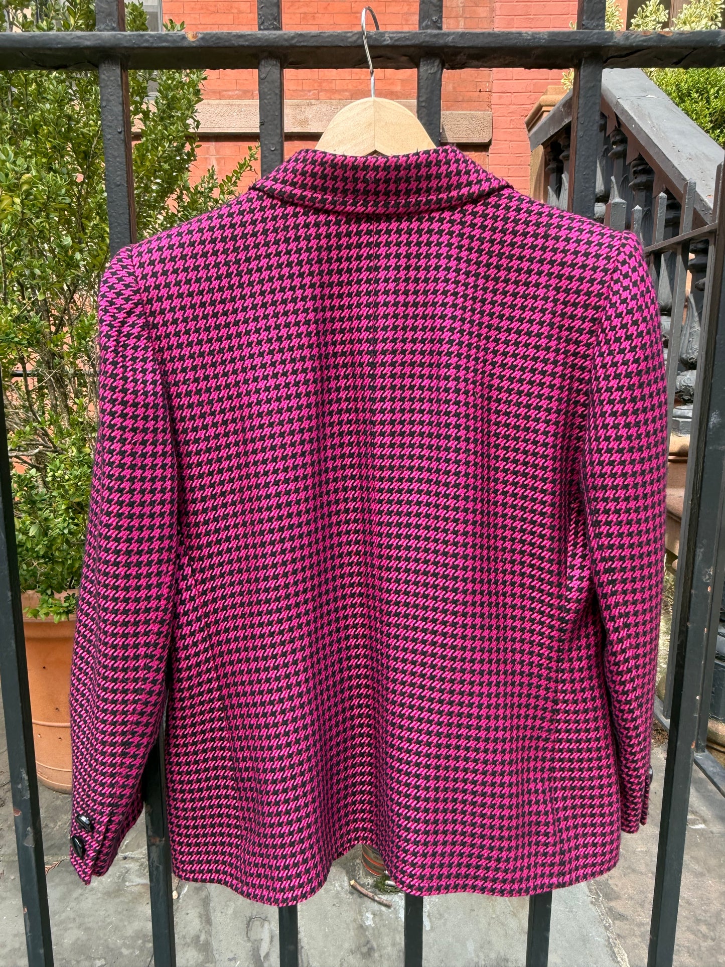 90s Vintage Givenchy Fuchsia Houndstooth Blazer