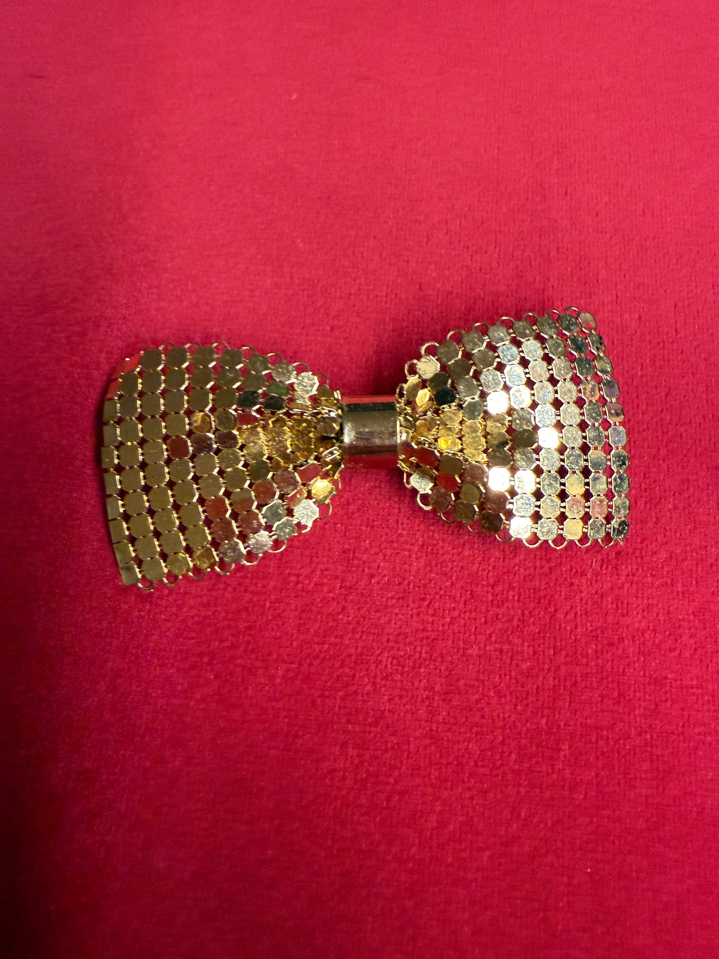 Vintage Gold Chainmail Bow Brooch