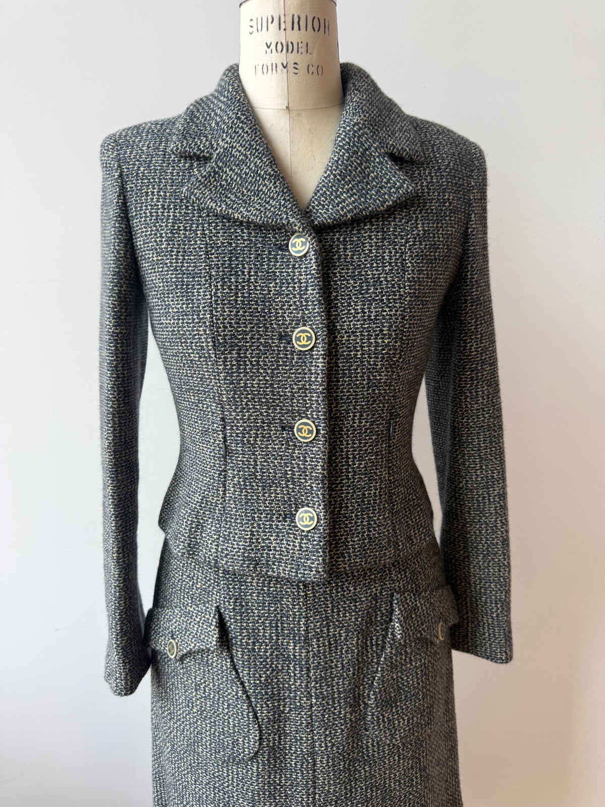 2001 Fall/Winter Chanel Tweed Suit