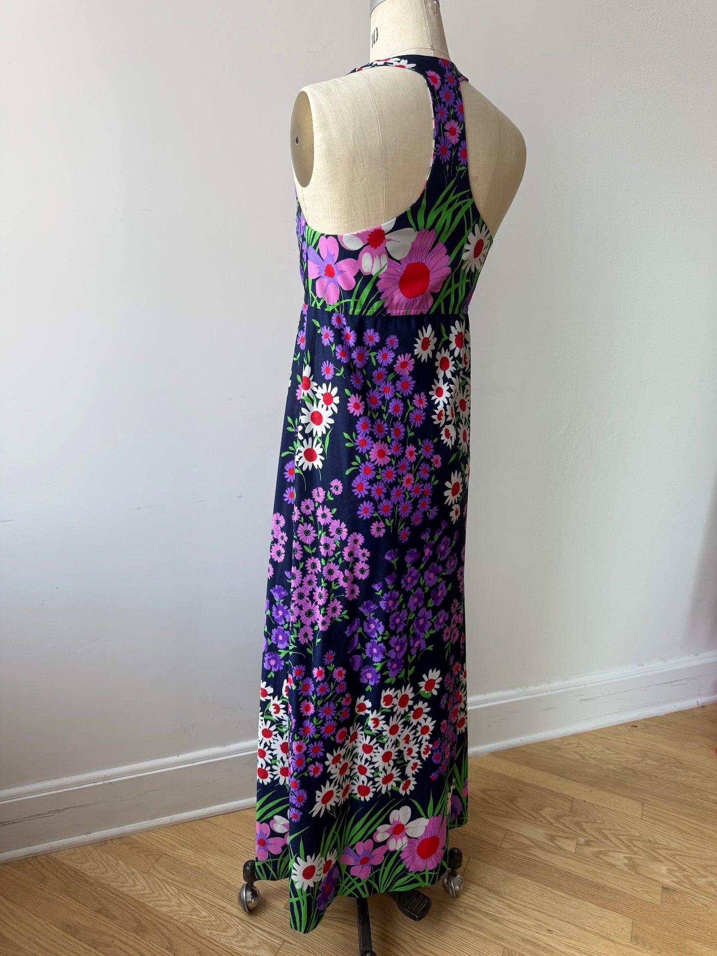 Vintage 70s Garden Racerback maxi Dress