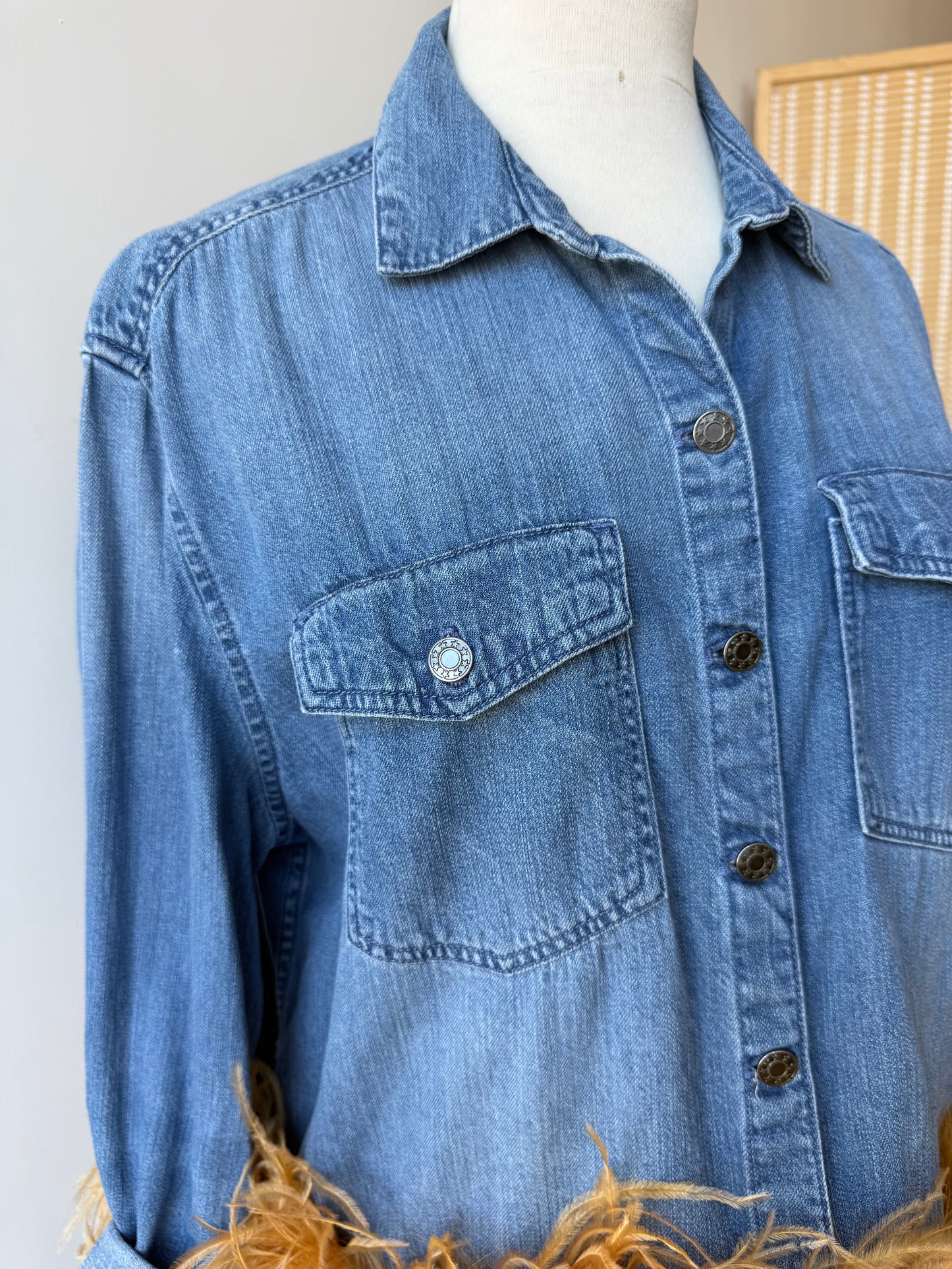 The Lisa Denim & Golden